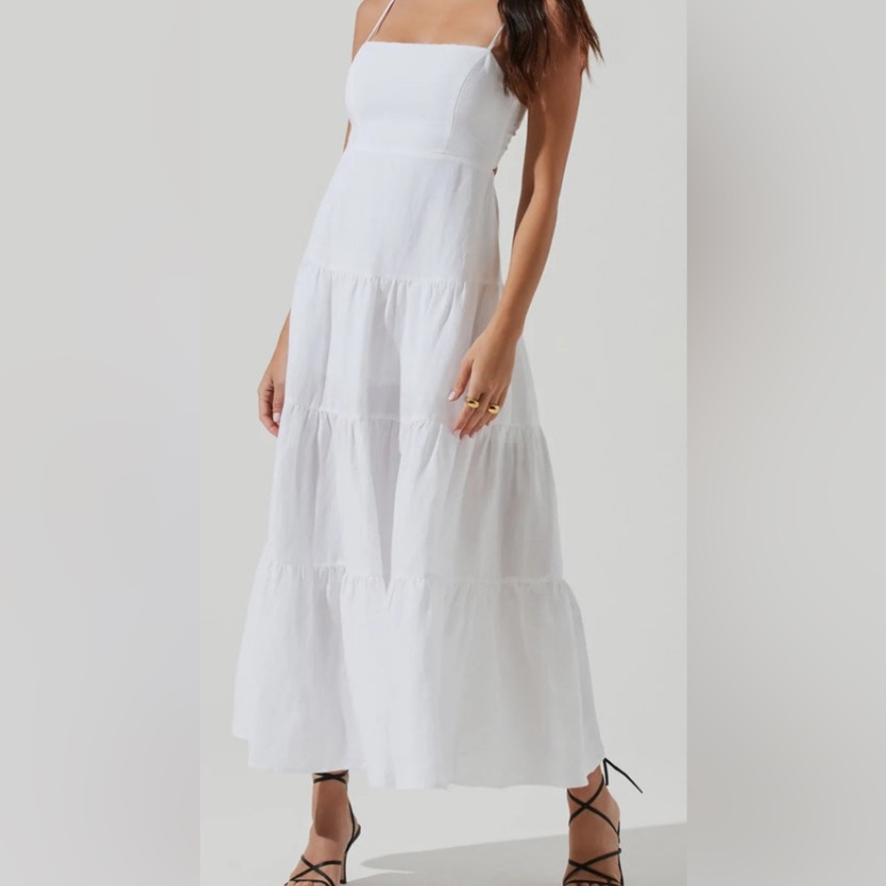 White maxi dress